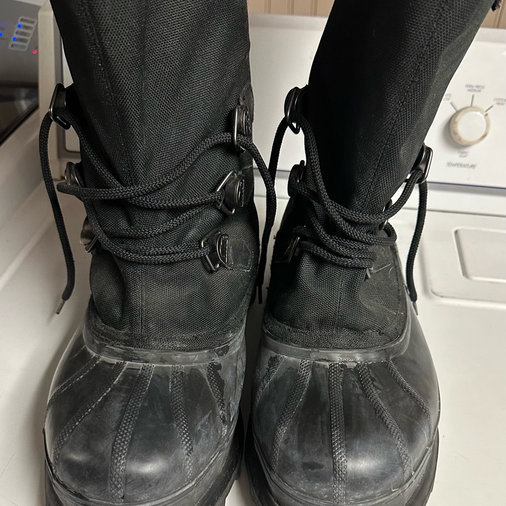 Men’s Sorel waterproof winter boots, size 11 - Picture 6 of 7